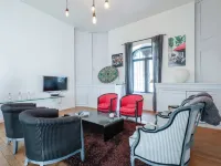 Cottage le Rêve d'Esther, Atypical and Elegant! Hotels in Cholet
