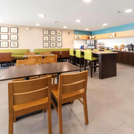 Country Inn & Suites by Radisson, Stone Mountain, GA