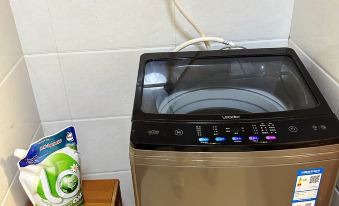 Wuweiju Your Home Far Away Apartment (Zhengxue Road)