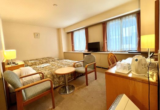 지바 마쿠하리 호텔 객실 전경