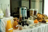 Hotel Viaggiatore - 早餐