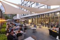 Ola Santiago Providencia, Tapestry Collection by Hilton - breakfast