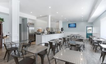 John Yancey Oceanfront Inn