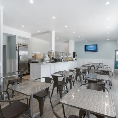John Yancey Oceanfront Inn