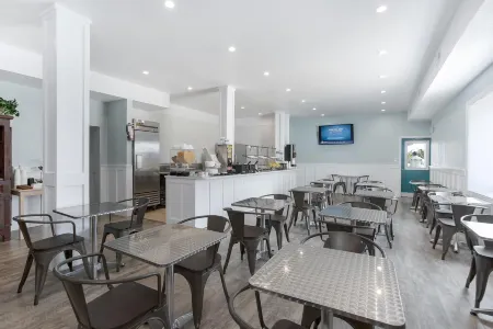 John Yancey Oceanfront Inn