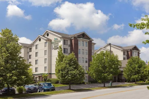 Homewood Suites by Hilton Dayton - South/Dayton Mall - Parkplatz