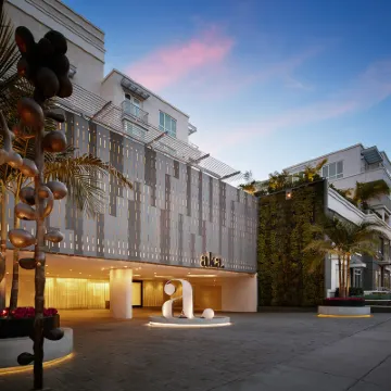 AKA Beverly Hills Hotels near Beverly Hills