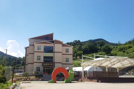 Jecheon Slow City Отели рядом с достопримечательностью «Woraksan»