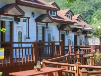 Baenae-Gol Alpensia Pension Hotels near Paraeso Falls