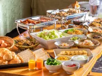 Plaza Hotel Toyota - breakfast