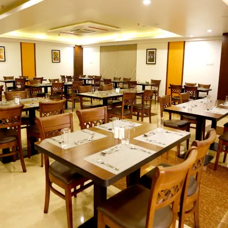 Triguna Clarks Inn Kurnool