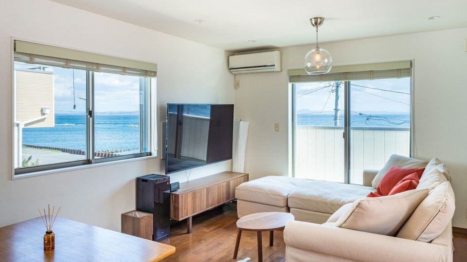 Oceanfront Villa Hale Kahakai