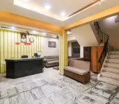 Hotel Vashistha