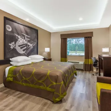 Super 8 by Wyndham Kingwood Houston North