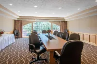 Comfort Suites Linn County Fairground and Expo Hotels in Albany