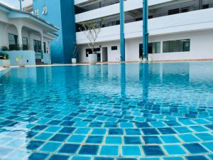 Mutiara Melaka Beach Resort by Minso