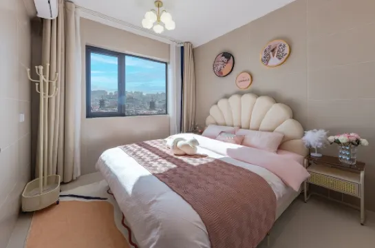 Designer Apartment (Zhongbao Road)