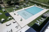 Hotel H4 Cangas 3 Superior - С бассейном