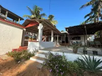 Ocean View Goan Beach House - Pensions