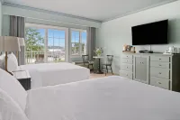 The Harbor Front Inn Hotels in Greenport