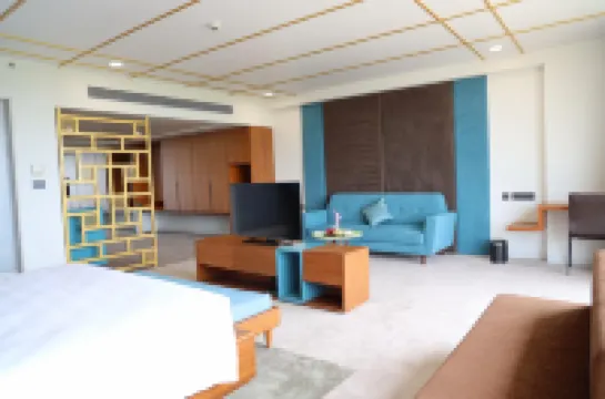 Devka Beach Resort Hotels in 