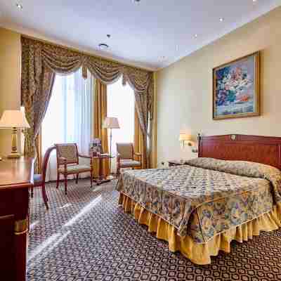 Premier Palace Hotel Kyiv Rooms