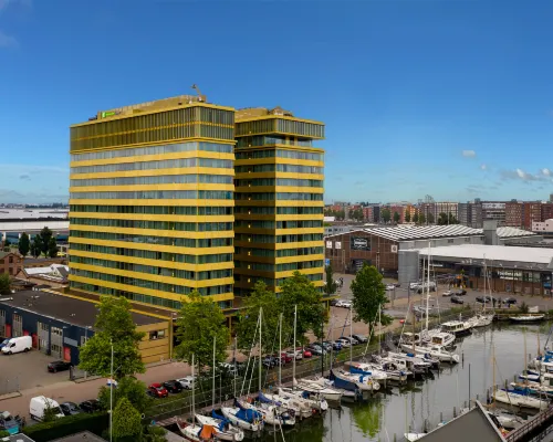 Holiday Inn Express AMSTERDAM - NORTH RIVERSIDE by IHG Hotels near TomTom