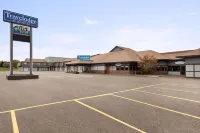 Travelodge by Wyndham Brandon Hotels near Brandon Municipal Airport