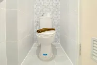 Good Deal and Simply Studio Tokyo Riverside PIK 2 Apartment By Travelio Các khách sạn gần Tanjung Pasir Beach