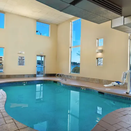 Oxford Suites Silverdale