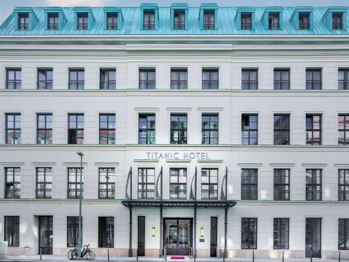 ไททานิก เจนดาร์เมนมาร์คท เบอร์ลิน