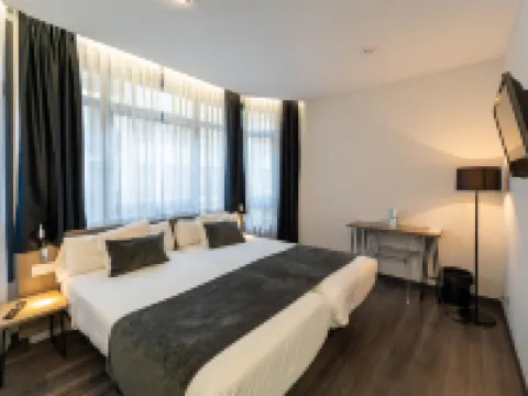 Hotel Lux Santiago Hôtels à : Saint-Jacques-de-Compostelle