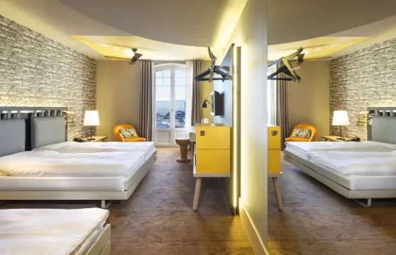 瑞士紅酒酒店及酒吧-法斯賓德