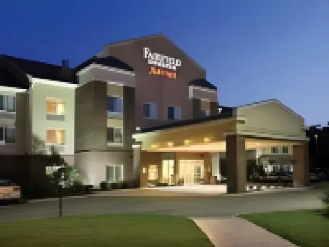 Fairfield Inn & Suites Weirton Hotels in Hancock County