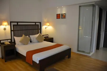 Hotel Natraj Отели в г. Дибрагарх