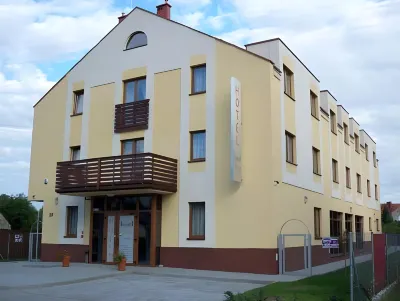Hotel Sleep Wrocław Hôtels à : Trzebnica