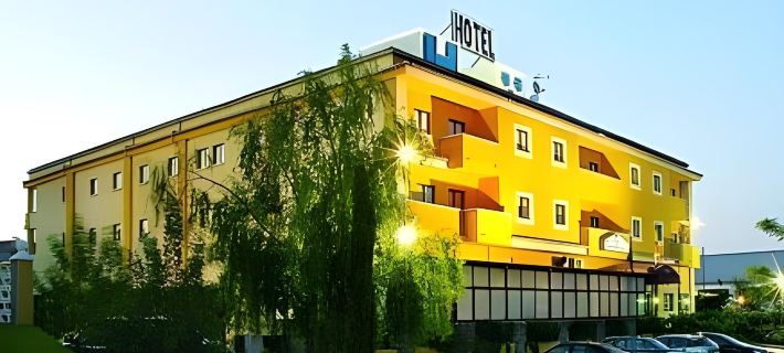 Hotel Ciudad de Plasencia Отели в г. Касерес