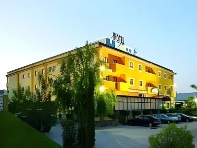 Hotel Ciudad de Plasencia Hotels in Riolobos
