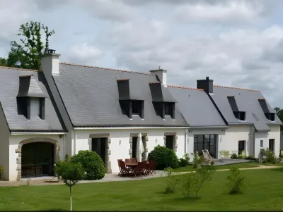 L'Arbre Voyageur Hotels in Erdeven