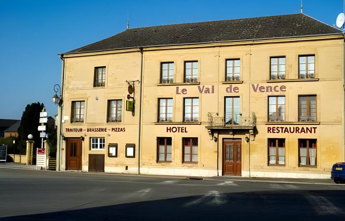 Logis Hôtel le Val de Vence