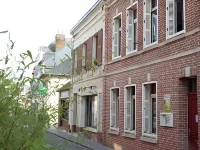 Suivez le Lapin Blanc-BB Chambres d'Hôtes Hotel a Saint-Blimont