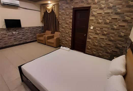 Hotel New Madina - Housity