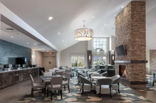 Howard Johnson by Wyndham Middletown Newport Area