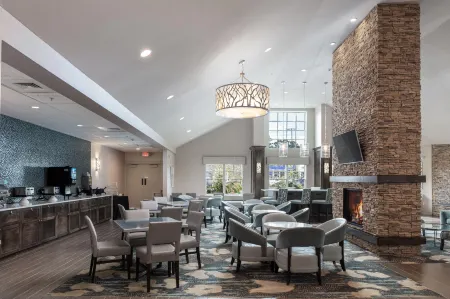 Howard Johnson by Wyndham Middletown Newport Area Отели в г. Мидлтаун