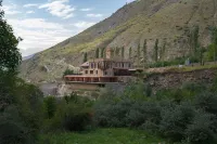 Shale Karata Hotel فنادق في Akhvakhsky District