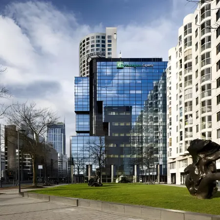 Holiday Inn Express Rotterdam - Central Station by IHG