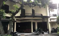 Hotel Wiryomartono Hotels in Sondakan