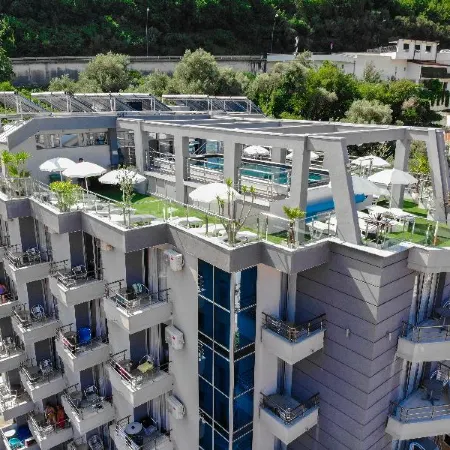Hotel La Mer