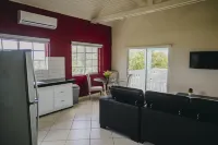 Impressive 1-Bedroom Apartment 3 km from Eagle Beach