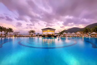 Nha Trang Marriott Resort & Spa, Hon Tre Island Hotels near Hon Tre